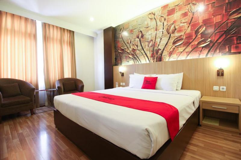 Reddoorz Premium @ Slamet Riyadi 2 Solo Exterior foto